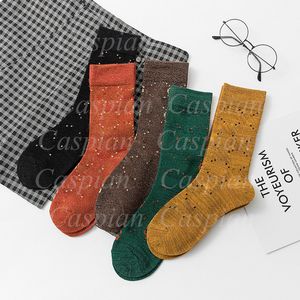 Calcetines transpirables con letras brillantes, calcetines multicolores con letras para mujeres y niñas para regalo, calcetería de moda, precio al por mayor, alta calidad