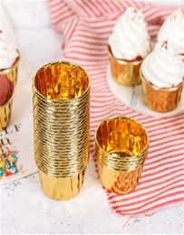 Nouvelle arrivée des doublures de cupcakes dorées tasses en papier tasses Cas de gâteau de muffin moule de mariage décoration de cupcakes de cupcakes 27859988131