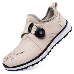 Nouvelle arrivée Golf Training For Unisexe Anti-Slip Athletic Shoes Men Sondage Sole Golf Chaussures pour hommes de haute qualité