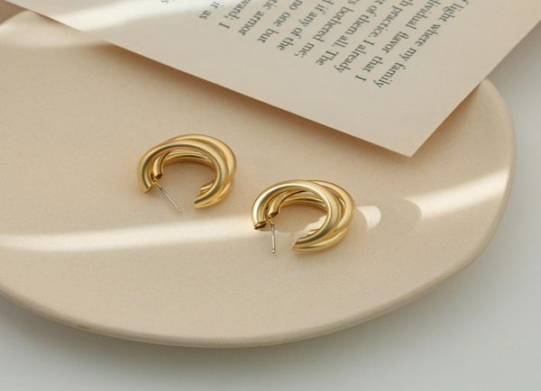 Nouvelle arrivée de haute qualité boucle d'oreille dorée mate cerceau boucles d'oreilles en argent pour femmes hommes brève conception bijoux partie cadeau de mariage9098230