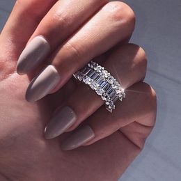 Nouveauté bijoux de luxe pleine princesse coupe topaze blanche CZ diamant promesse de mariage bague de mariée pour les femmes cadeau