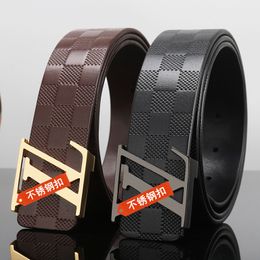 NIEUWE AANKOMST Heren luxueuze lederen designer riem met geruite patroon gladde gesp casual en stijlvol roestvrijstalen top koehide hoge kwaliteit tailleband met doos