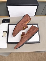 Nieuwe aankomst Heren Loafers Dress Shoes Gommino Rijden Formele bedrijven Suede leer Casual schoenmaat 38-47