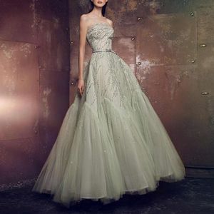 Nieuwe aankomst prom elegante mouwloos lovertjes lovertjes een lijn avond vloer lengte imperium tule prinses jurk slank fit