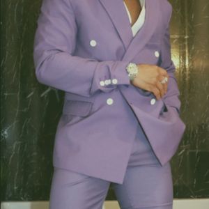 Nieuwe aankomst paarse jas met korte broek mannen pakken prom pak vintage groomsmen bruiloft