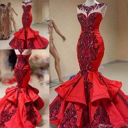 Nouvelle arrivée à paillettes rouges Applique Taffeta Robe de bal de la soirée Robe de soirée formelle de la sirène plus taille