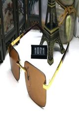 Nouvelles lunettes de soleil sport pour hommes pour hommes attitude de mode carrée de sang de soleil en bois pour femmes viennent avec des boîtes lunettes gafas ocul8465581