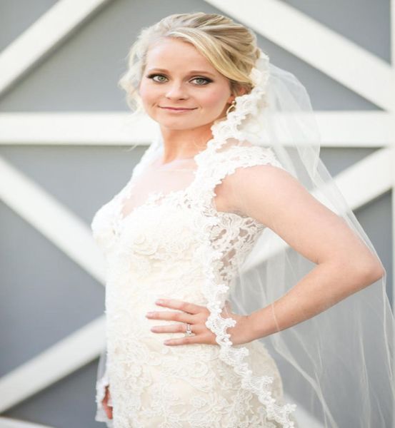 Nouveauté voile de mariage blanc ivoire longueur valse bord en dentelle voile de mariée avec comb1157204