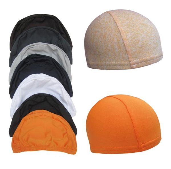 Nuevas llegadas Hombres Mujeres Skater de deportes al aire libre Ski Running Road Bicycle Cycling Riding Liner Capilla Capulpo Beanie Hat9370602