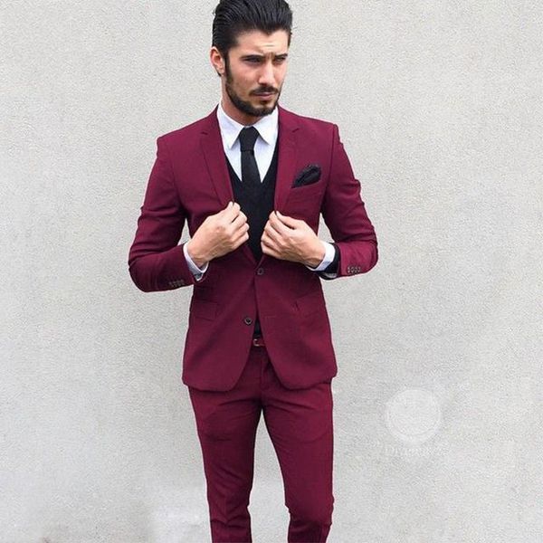 Nouveautés Deux Boutons Tuxedos De Marié Rouge Foncé Garçons D'honneur Revers Encoche Meilleur Homme Blazer Costumes De Mariage Pour Hommes (Veste + Pantalon + Gilet + Cravate) H: 813