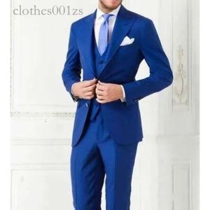 Nieuw aankomsten Twee knoppen Royal Blue Groom Tuxedos Peak Rapel Groomsmen Best Man Mens Wedding Suits (jas+broek+Vest+Tie) No: 1033 F188