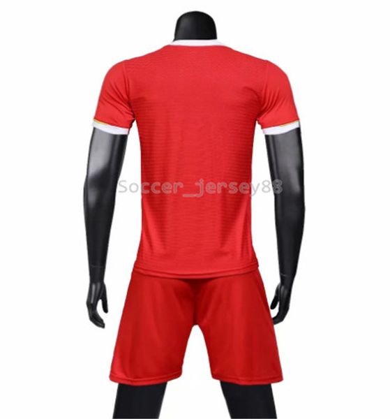 Nueva camiseta de fútbol en blanco # 1904-57 personalizada Venta caliente Camiseta de secado rápido de calidad superior uniformes camisetas de fútbol