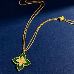 Nuevo llega Largo Trébol de cuatro hojas Colgante cadena de suéter Collares Joyas de diseñador Oro Plata Madre de perla Flor verde collar Cadena de eslabones Regalo para mujer