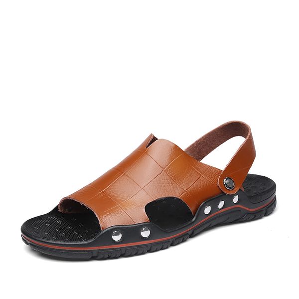 Novedad en zapatos de verano para hombre, sandalias cómodas de cuero a la moda para hombre, zapatillas de playa cómodas para hombre, tallas suaves y ligeras 38-46