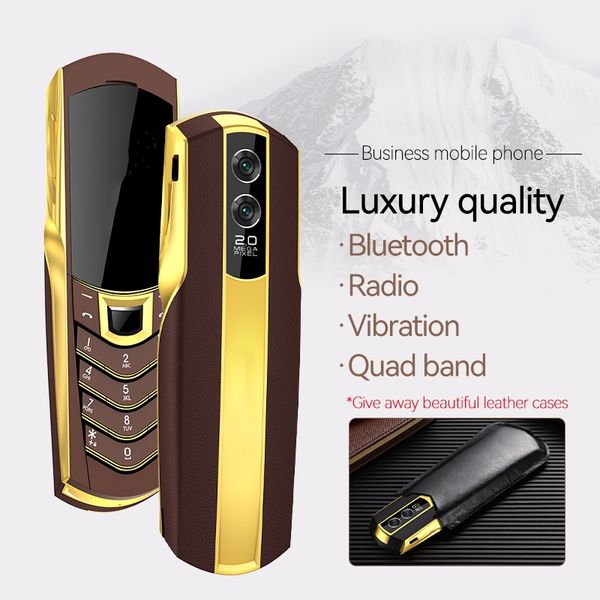 Nuevo Llega Desbloqueado Teléfono celular dorado Banda cuádruple clásica 2G GSM Tarjeta sim dual Negocio Móvil Radio FM Cámara bluetooth Dial Voz mágica Teléfono celular con estuche