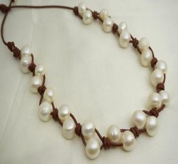 NIEUWE ARIVER PEARL LEDER JUWELLY Handwork Witte kleur zoetwaterparel Zwart lederen ketting911mm 100 Echte Pearls2831992