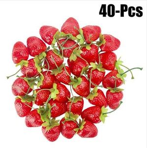 Nouveaux fraises artificielles réalistes réalistes faux Fruits Fruits décoratifs pour la décoration de bureau de cuisine de fête