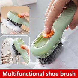Nouvelles pinceaux de chaussures liquides automatiques avec dispensateur de savon à poignées longues Nettoyer pour les poils doux pour la brosse de nettoyage à la blanchisserie en gros