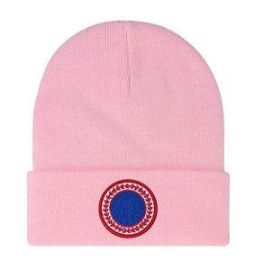 Nouveau automne et hiver Canada chapeau tricoté bonnet de luxe hommes et femmes unisexe logo d'oie brodé chapeaux mélangés de laine de haute qualité en plein air chaud sans bords B-15