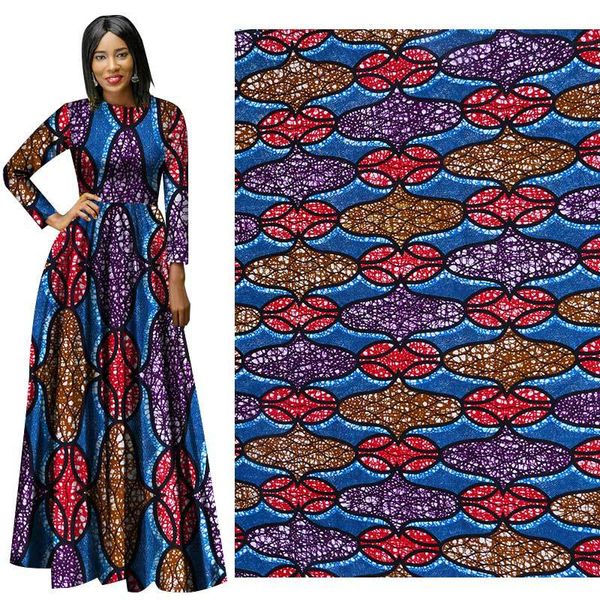 Nueva tela estampada de otoño e invierno Diseño popular Impresión geométrica 75D * 150D batik Telas de trajes nacionales africanos para vestidos al por mayor