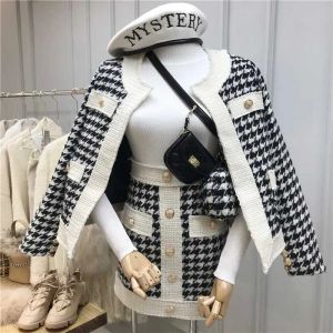 Manteau en Tweed à carreaux à simple boutonnage + jupe courte taille haute, ensemble deux pièces rétro en laine pour femmes, nouvelle collection automne et hiver
