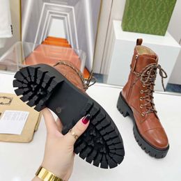 Nuevo otoño e invierno, primeras marcas de diseñador para mujer, botas acolchadas con cordones, botas negras, botas Martin, botas de manga larga, botas de cuero 35-41 004