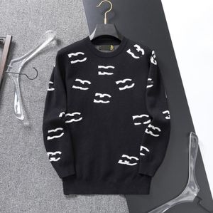 Nouvelle marque de mode d'automne pull décontracté O-Neck Slim Fit Tricot à tricot LETTRE À MENS