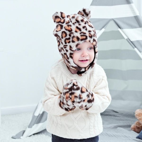 Nouveau automne hiver chaud bébé léopard en peluche chapeau mitaine ensemble enfant bébés cache-oreilles chapeaux bonnet gants enfants chapeau + gants 2 pièces/ensemble