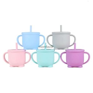 Nouveaux biberons # bébé pingouin tasse de paille de qualité alimentaire Silicone enfants créatif tasse de paille bébé apprentissage tasse bébé Anti goutte d'eau tasse sans BPA