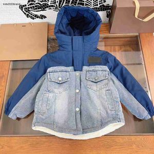 Nouveau bébé veste de créateur enfant en bas âge manteau à capuche taille 120-160 Denim épissage conception enfants vêtements hiver enfant vêtements d'extérieur Nov25