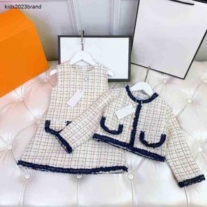 Nieuwe babymeisjes Designer Kinderjurk Set Twee stuk tracksuits Jacket Ch..el Brand Logo Autumn Sweater Kinderkleding Kind M Producten