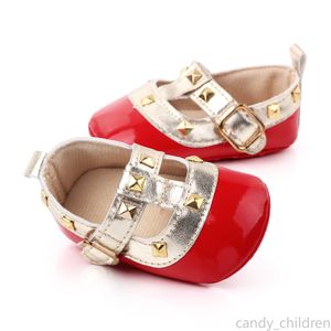 Nieuwe Baby Meisjes Klinknagels Prinses Schoenen Schattige Baby Mary Jane Babyschoenen 2 Kleuren 3 Maten 0-18Months