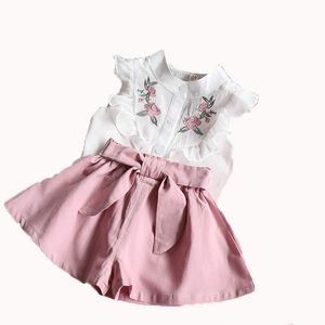Nieuwe baby meisjes zomerjurk pakken mode tops + broek bloem borduurwerk rokken 2 stks kleding sets outfits uitloper