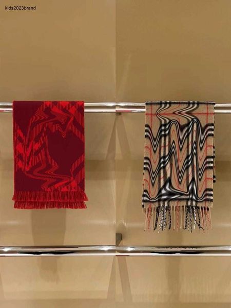 Foulard à rayures pour bébé, accessoires chauds d'hiver pour enfants âgés de 2 à 13 ans, foulard de styliste pour filles et garçons, nouvelle collection Jan20