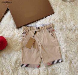 Nieuwe babyshorts Kids Designer Kleding Maat 90-140 cm Minimalistisch Kaki Color Child Lower Garment Summer Girls Boys Pants 24April