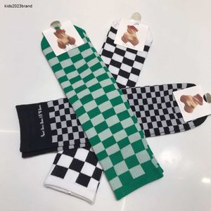 Nouveau bébé bas contraste motif à carreaux chaussettes enfant en bas âge enfants vêtements de marque garçon fille tuyau confortable enfant collants