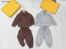 Nieuwe baby trainingspak lange mouwen designer kinderkleding maat 90-150 alfabet bedrukt revers jasje en elastische taille broek december20