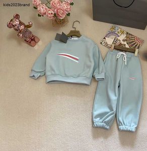 Nouveau bébé Survêtements Automne enfants vêtements de marque Taille 90-140 col rond enfant en bas âge Sweats à capuche et pantalons de sport à lacets Dec05