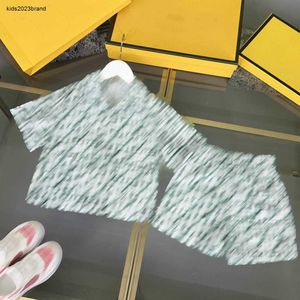 Nieuwe baby tracksuits kinderontwerper kleding jongens set maat 100-150 cm gradiëntbrief afdrukken zomerse borsten shirt en shorts 24april