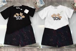 Nieuwe baby tracksuits zomer kort mouwen pak kinderontwerper kleding maat 100-150 cm schattig klein beren patroon t-shirt en shorts 24April