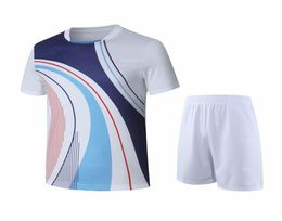 Nieuw badmintonpak heren039s en dames039s badminton korte mouw badmintonshirt shorts sneldrogend tennisshirt sportswe2401036