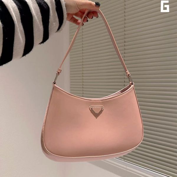 Nouveaux sacs Femmes Luxe Designer mode Nylon femme luxes hommes designers sacs dame bandoulière fourre-tout Hobo Sacs à main Sacs à main Sac portefeuille Paquet sous-axillaire