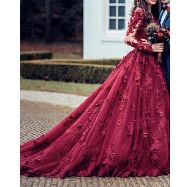 Nuevo vestido de bola Vestidos de novia Borgoña 2020 mangas largas Apliques de encaje con cuentas Tulle 3D Flores Dubai Vestidos nupciales árabes de alta calidad