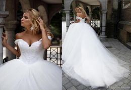 Nouvelles robes de mariée robes de mariée chérie au large de l'épaule princesse robes de mariée dentelle perle avec perles laceup robes de mariée8928373