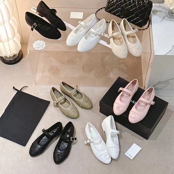 Nouveau ballet 2024 Chaussures de designer baise noire rose des plats décontractés pour femmes sandales de créateurs ronds chaussures de bateau à tête mary chaussures de chaussures décontractées