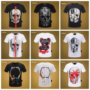 NOUVEAU Hommes Femmes Designer T-shirts Mode homme T-shirt Top Qualité Coton Casual T-shirts À Manches Courtes De Luxe Hip Hop Streetwear T-shirts Strass Crâne T-shirts # CH39.