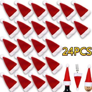 Nieuwe Banners Streamers Confetti 24 stks Kerstdecoratie Servies Houder Tas Kerstmuts Vork Mes Bestek Tas Kerst Thuis Keuken Ornament Cup Fles Cover