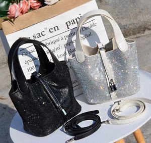 Nouveau panier mère niche ensemble tarière platine cool rue tendance platine serrure mains le connaissement épaule inclinée femme sac