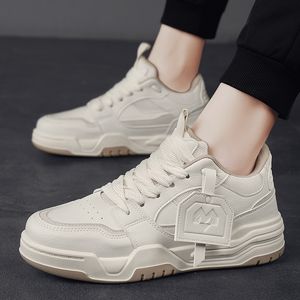 Nuevos zapatos de baloncesto Zapatos de pan color caqui, beige y negro, zapatos de tabla, zapatos de moda de cuero con corte de primavera y verano para hombre y zapatillas de deporte para hombre al aire libre