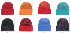 Nouveaux Bonnets 2017 Football Beanie Sport Bonnet En Tricot Sans Pom Chapeaux En Tricot Équipe Couleur Bonnets Chapeau Mix Match Ordre Toutes Les Casquettes